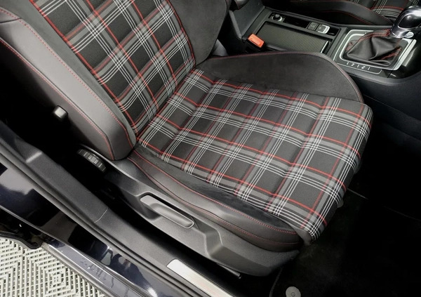 Volkswagen Golf cena 79900 przebieg: 168000, rok produkcji 2016 z Olecko małe 781